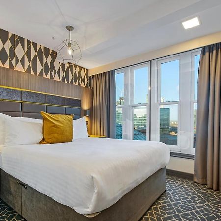 Roomzzz Manchester Victoria Luaran gambar
