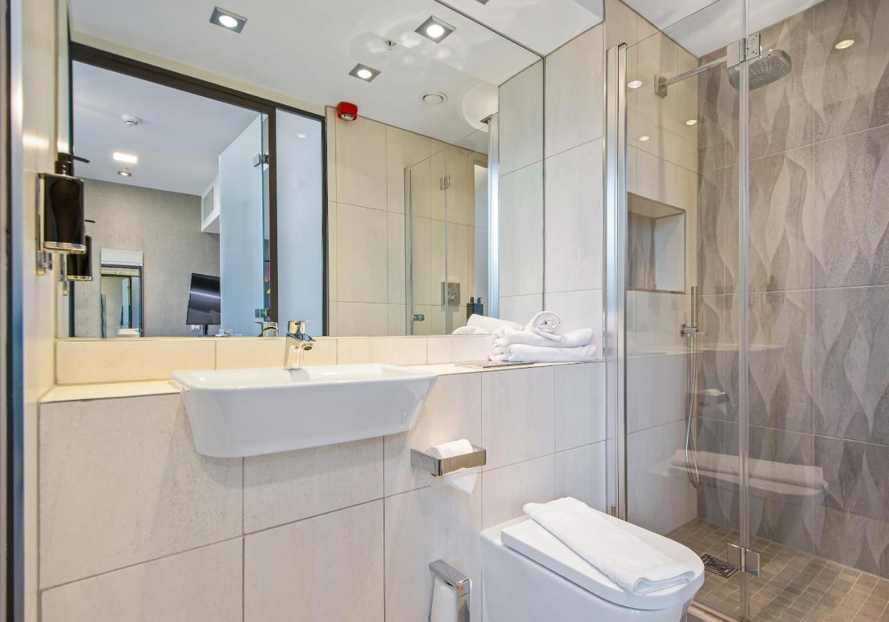 Roomzzz Manchester Victoria Luaran gambar