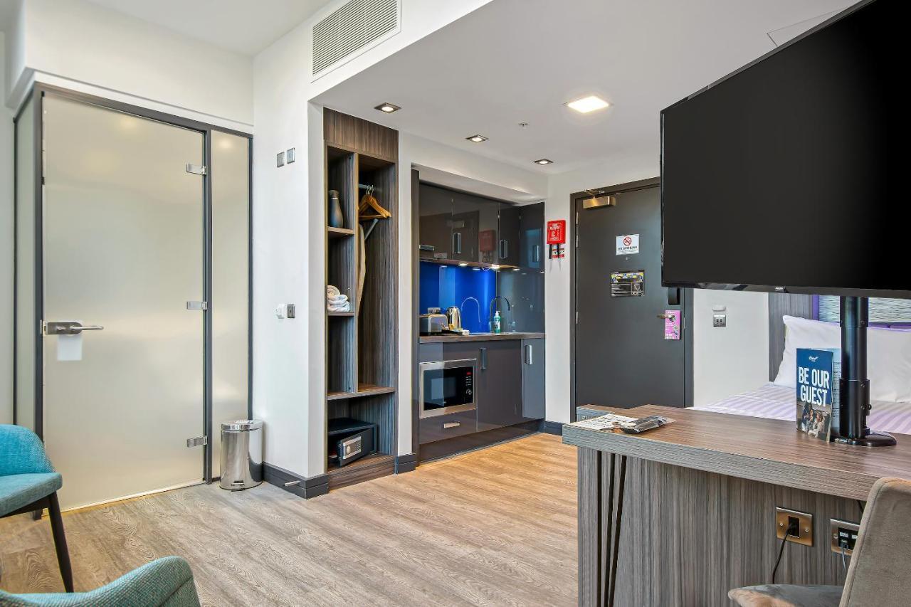 Roomzzz Manchester Victoria Luaran gambar
