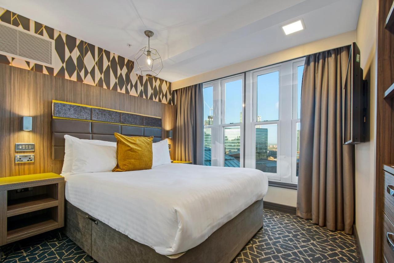 Roomzzz Manchester Victoria Luaran gambar