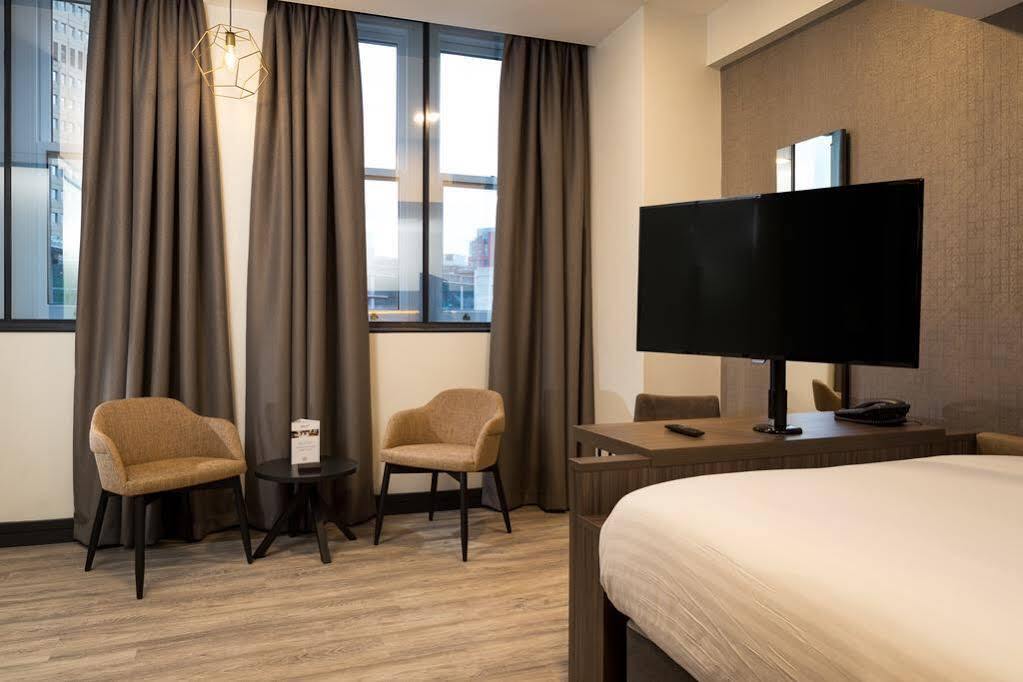 Roomzzz Manchester Victoria Luaran gambar